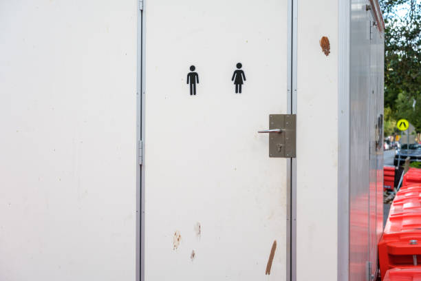Best Long-term porta potty rental  in Clinton, IA